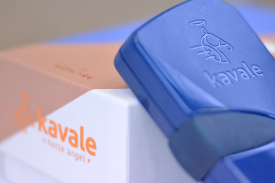 zoom logo kavale sur packaging